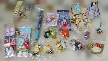 지역 한정 키티 스트랩 세트