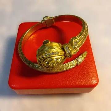 골드 컬러 스네이크 디자인 시계 포함 스네이크 팔찌 스위스산