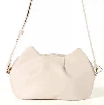 새상품 블루블루에 고양이 귀 디자인 숄더백 미니백