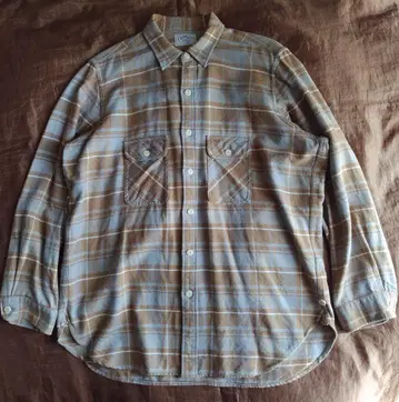 사이즈 L 언라이클리 플란넬 워크 셔츠