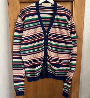 [ 미사용 새상품 ] V넥 가디건 네이비 x 레드 x 그린 x 화이트