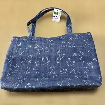 토끼 패턴 네이비 토트백