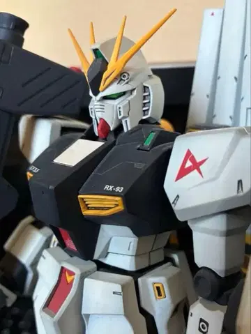 MG 뉴 건담 도색 완료 완성품