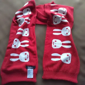 CUNE 토끼 패턴 레드 머플러