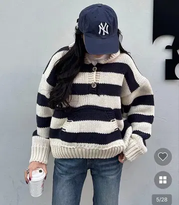 스트라이프 니트 스웨터 긴팔 네이비 아이보리 nugu