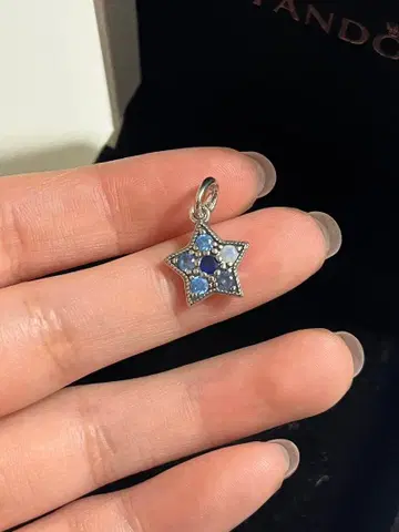 별 모양 실버 참 파란색 스톤