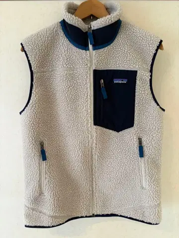 파타고니아 클래식 레트로X 베스트 M 사이즈