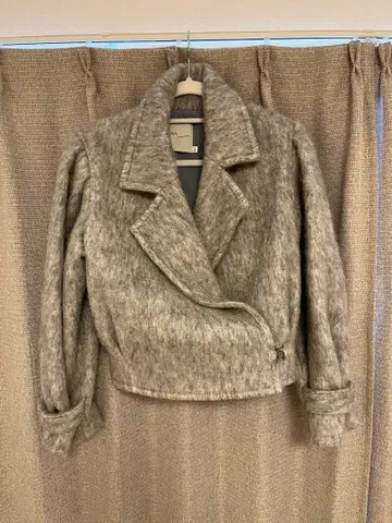 울 혼방 그레이 계열 피 코트 숏 기장