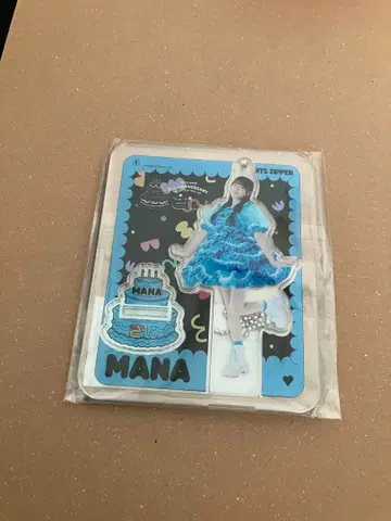 FRUITS ZIPPER 마나카 마나 아크릴 스탠드