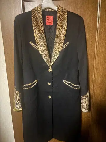 Bitch But Striking 에드워드 자켓 블랙/레오파드 무늬