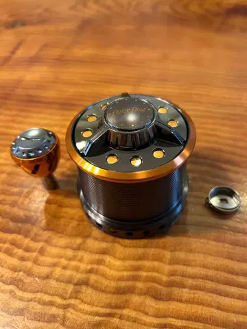 다이와 토너먼트 서프 35 캐스티즘 QD 정품 스풀 새상품 미사용품