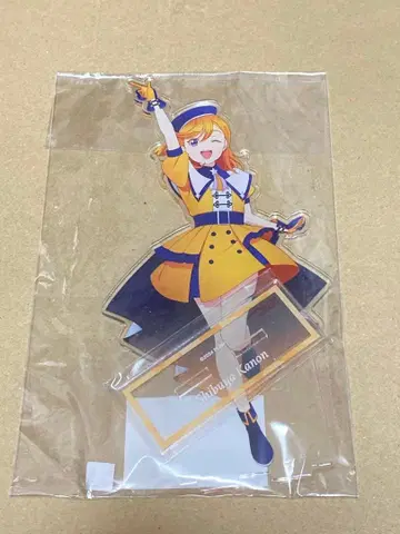 시부야 카논 슈퍼스타 의상 아크릴 스탠드 타워 레코드