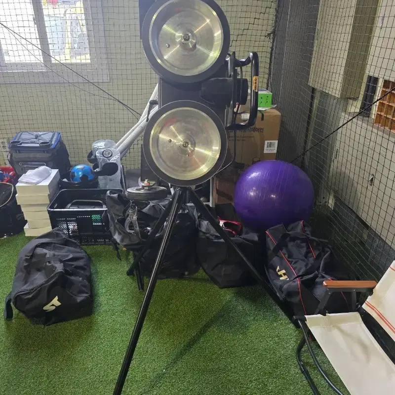 피칭머신 2휠 판매합니다.