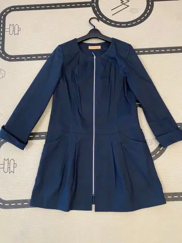 YUMA KOSHINO 노카라 코트 네이비