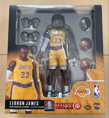 MAFEX 마펙스 No.127 르브론 제임스