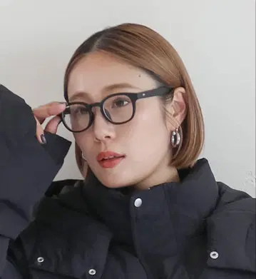 새상품 ungrid 언그리드 매트 프레임 패션 안경 블랙