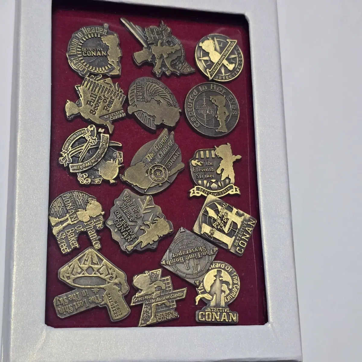 Detective Conan One-Eyed Flashback Pin Badge