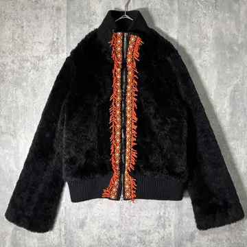 치로리안 보아 자켓 프린지 블랙