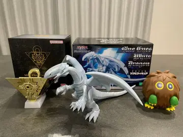 유희왕 천년 퍼즐 푸른 눈의 백룡 밤 크리보 피규어 묶음 판매