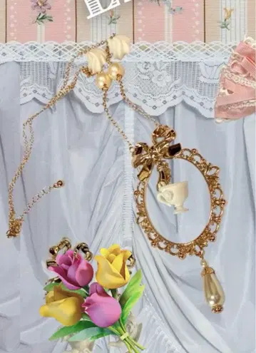 아이노 에리 목걸이 새상품 화이트 로즈