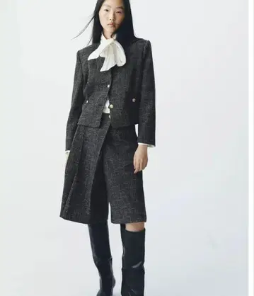 ZARA 트위드 셋업 노카라 자켓과 버뮤다 팬츠 XS
