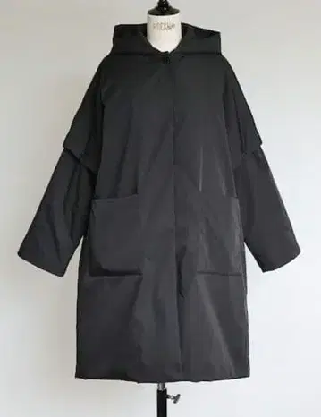 주말 한정판 지프소피아 Ayako 블랙 패딩 롱 코트 새상품급