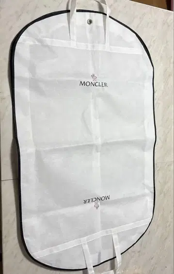 MONCLER 가먼트 백 화이트