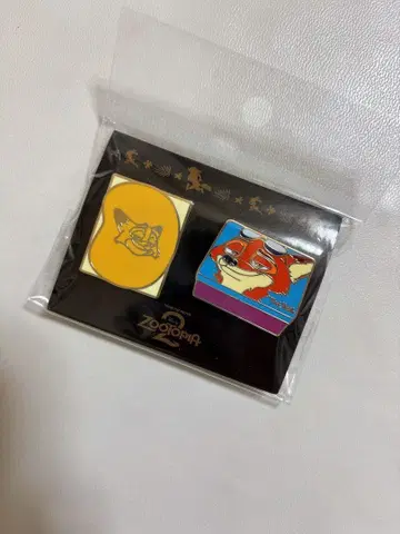 주토피아 핀 배지 2개 세트 도쿄 바나나