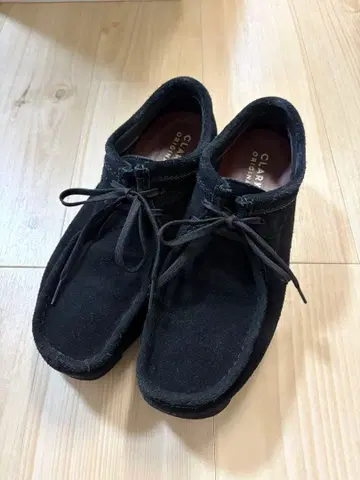 CLARKS 남성용 왈라비 부츠 고어텍스 (블랙 스웨이드)
