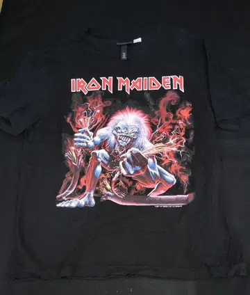 가격 인하! H&M 뮤지션 반팔 T셔츠 IRON MAIDEN