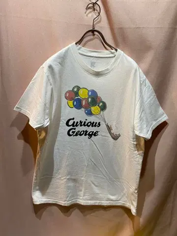Curious George 풍선 T셔츠 그라니프 오자루의 조지 남성용
