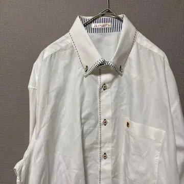 바지에 버튼 다운 셔츠 화이트 스트라이프 파이핑 옥스퍼드 원단