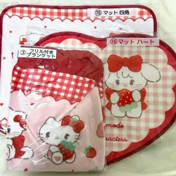 Lil ala mode x 산리오 캐릭터즈 뽑기 담요, 매트