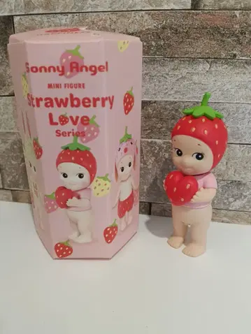 소니엔젤 스트로베리 러브 미니 피규어