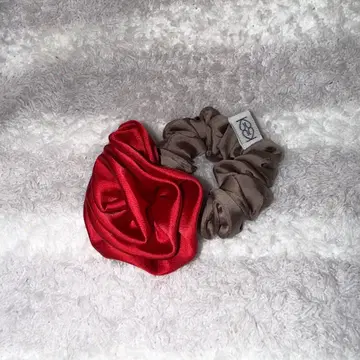Kijun Satin Corsage Scrunchie Red Brown
