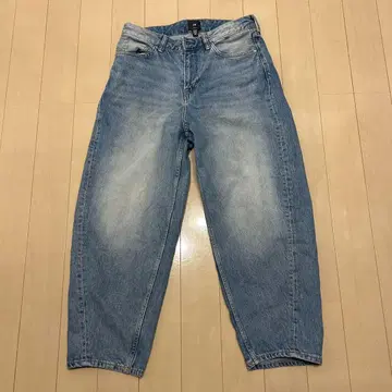 [ 새상품 ] 배럴 루즈 데님 H&M