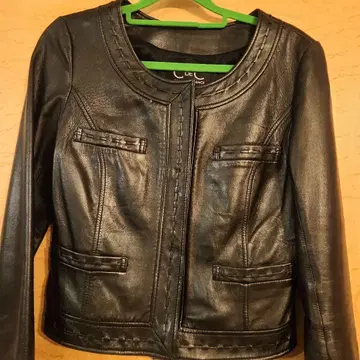 블랙 가죽 자켓 숏 기장