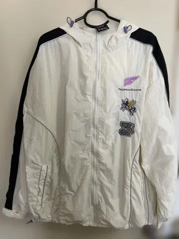 계속 한밤중이면 좋을 텐데. 즈토마요 나일론 자켓 팬츠 셋업