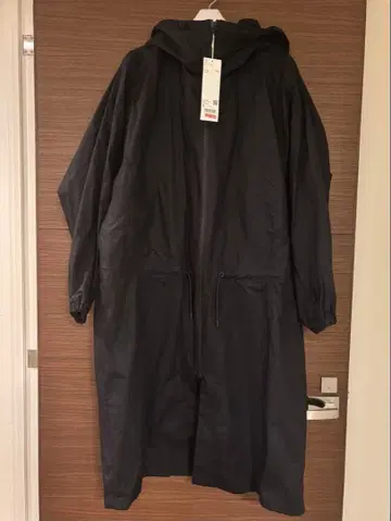 [ 새상품 ] UNIQLO U 블랙 롱 코트 후드 부착
