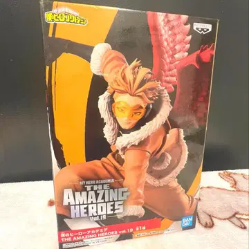 나의 히어로 아카데미아 Amazing Heroes 호크스 피규어