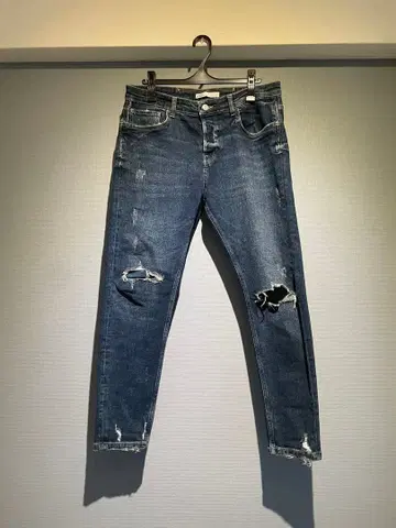 ZARA 데미지 가공 슬림핏 44