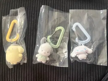 산리오 카라비너 가챠가챠 폼폼푸딩 시나몬 롤 포차코