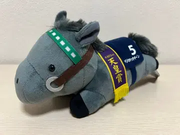 서러브레드 컬렉션 컴팩트 누워있는 봉제 인형 메지로 맥퀸