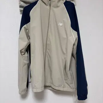 New Balance 나일론 자켓
