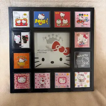 HELLO KITTY 35thAnniversary Design Clock