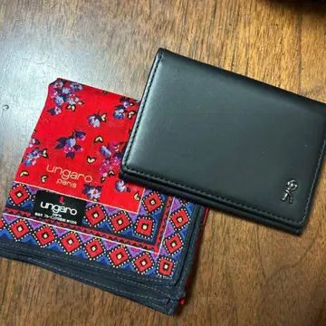 ROBERTA DI CAMERINO 명함지갑