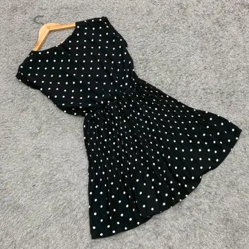 인기 AG 바이 아쿠아걸 [ M ] 슬리브리스 도트 무늬 원피스