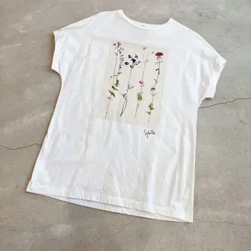 새상품급 시빌라/플라워T셔츠 SYBILLA PLAYA 꽃무늬