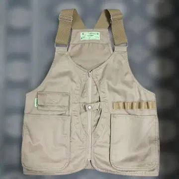 UNIVERSAL OVERALL 베이지 낚시용 조끼 아웃도어