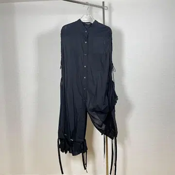 ANN DEMEULEMEESTER 슬리브리스 플리츠 셔츠